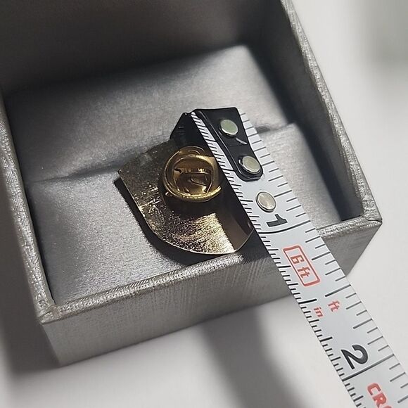 VINTAGE BELGIE-BELGIQUE BELGIUM SOUVENIR PIN Brooch Coat of Arms - Picture 3 of 3